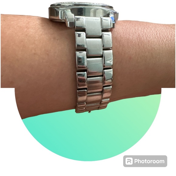 COACH BOYFRIEND WOMAN'S WATCH 38MM SILVER TONE WHITE CHRONOGRAPH FACE 6 1/2 " - Picture 5 of 6